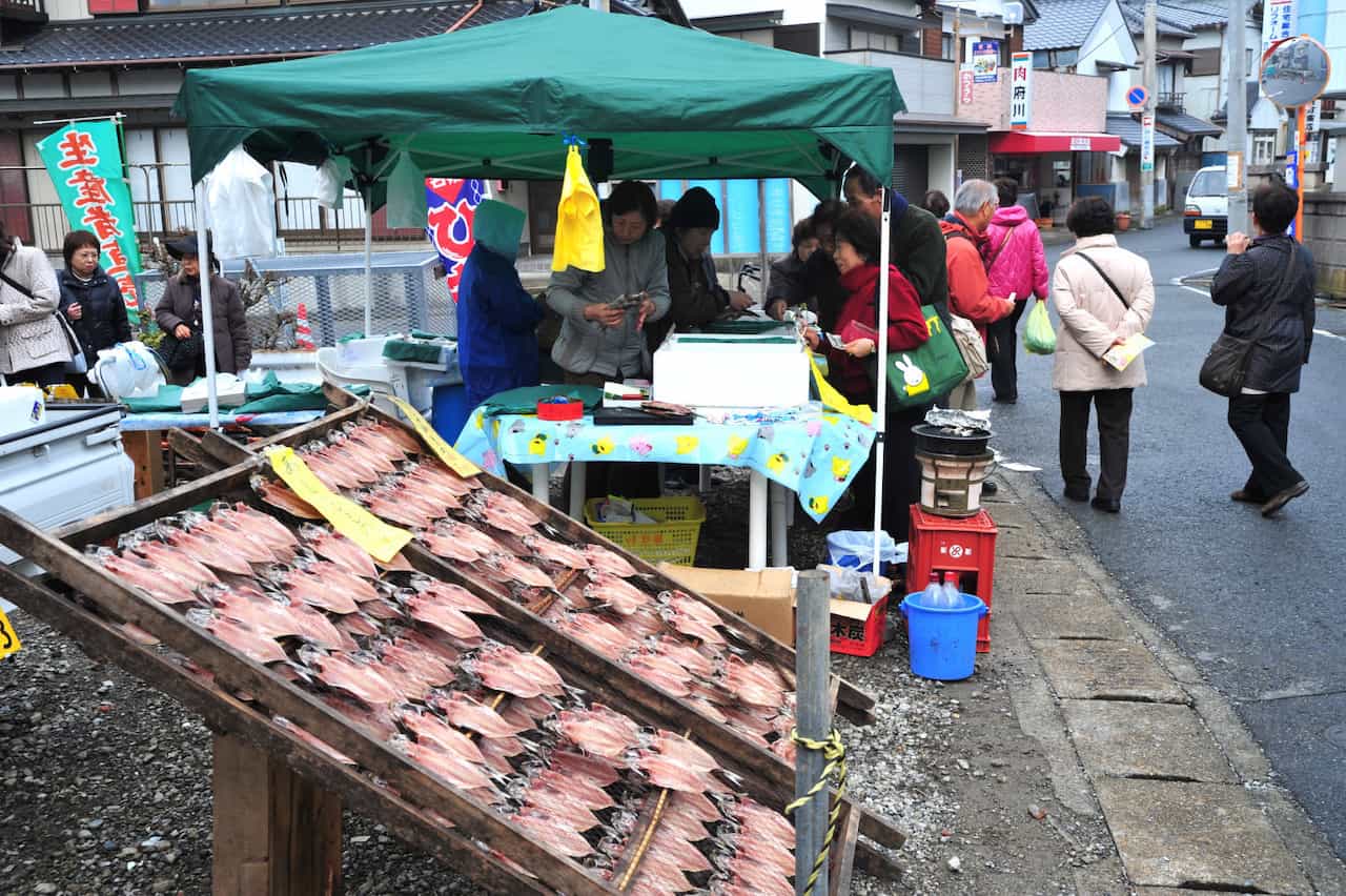 【日本三大朝市】岐阜「宮川」・石川「輪島」・千葉「勝浦」の歴史と魅力